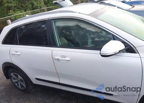 2017 Kia Niro Ex z USA, uszkodzony, nr VIN KNDCC3LC8H5048811